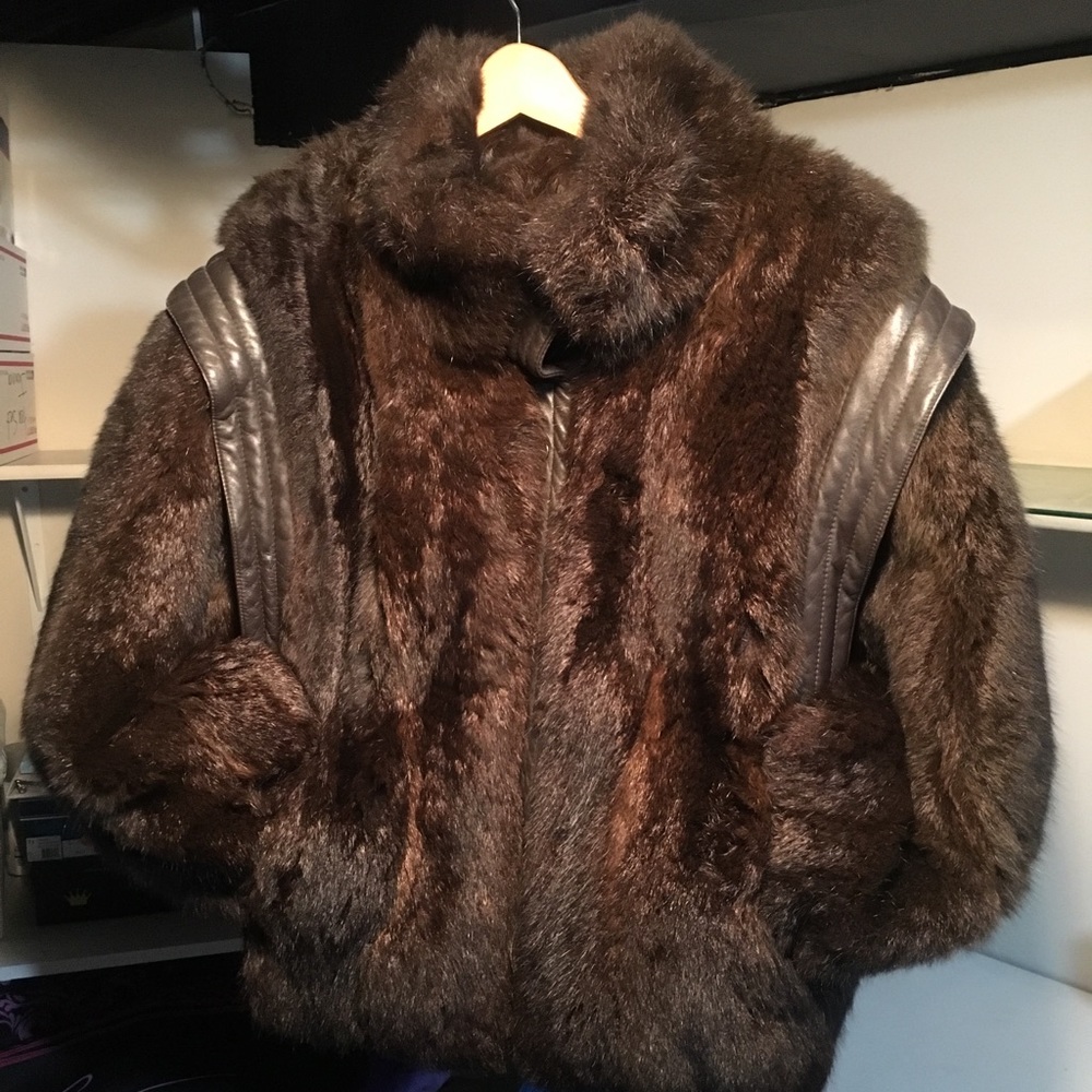 Vintage fur coat w leather accents